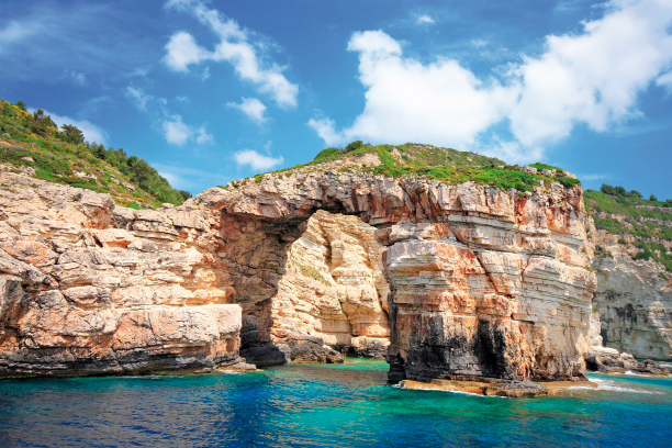Paxos Antipaxos